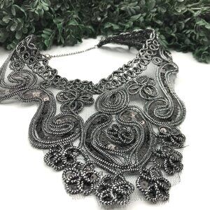 Vintage-Inspired Black Floral Lace Bib Necklace With Sequins & Chain Closure